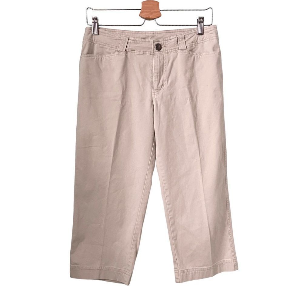 Columbia Knee Capri Pants in Tan Color in Size 6W 20L